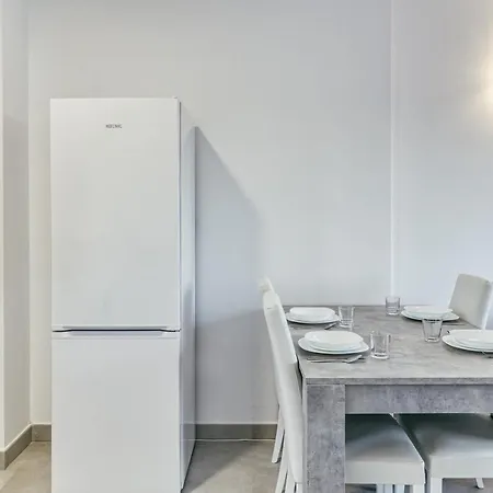 Apartment Giuliano Superior 2 4 Personas *