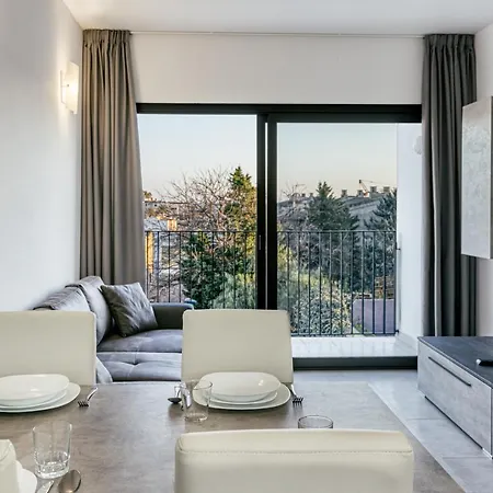 Apartment Giuliano Superior 2 4 Personas Empuriabrava
